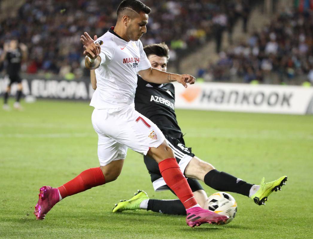 包含欧联赛程吃紧；阿贾克斯赛后官宣签约；底气十足；资深球员宣示担当的词条