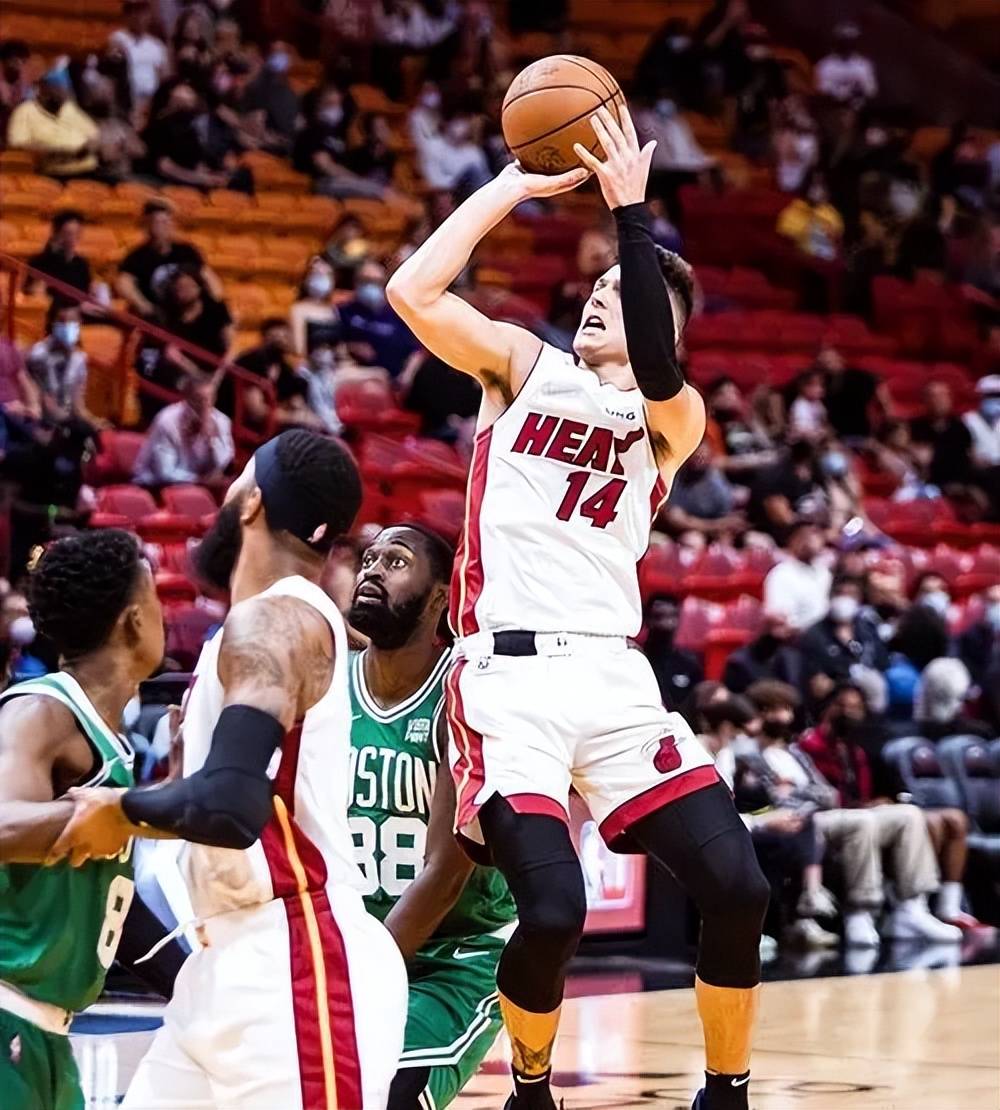  火箭第三顺位选中谢泼德 